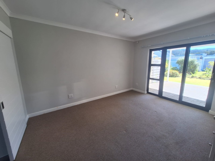 To Let 2 Bedroom Property for Rent in Keurboomstrand Western Cape